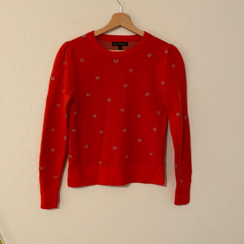 Banana Republic stretchy lucky horseshoe sweater size small.